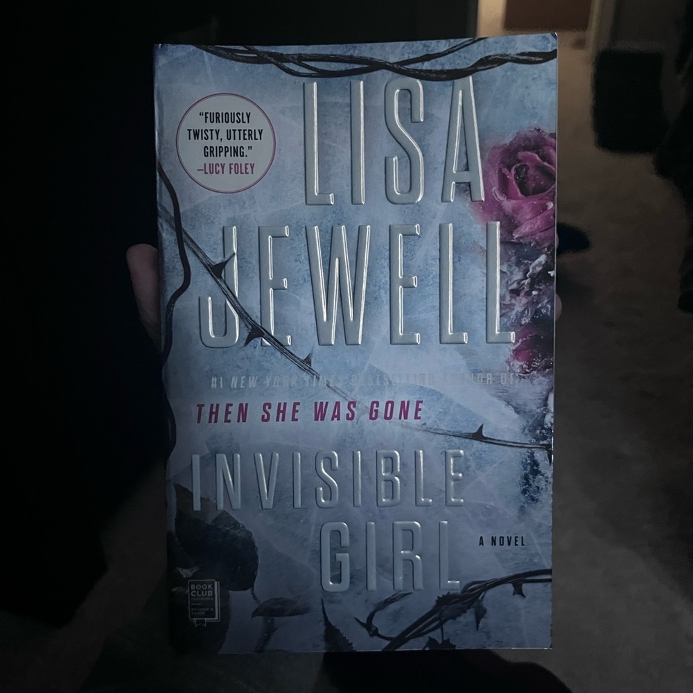 📚 (3 for $10) Invisible Girl by Lisa Jewell Book